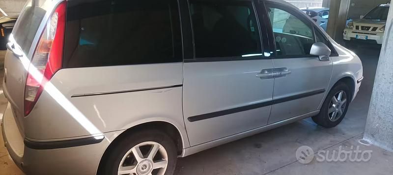 Usata Fiat Ulysse 136 CV (100 kW) 2009 Grigio Monovolume
