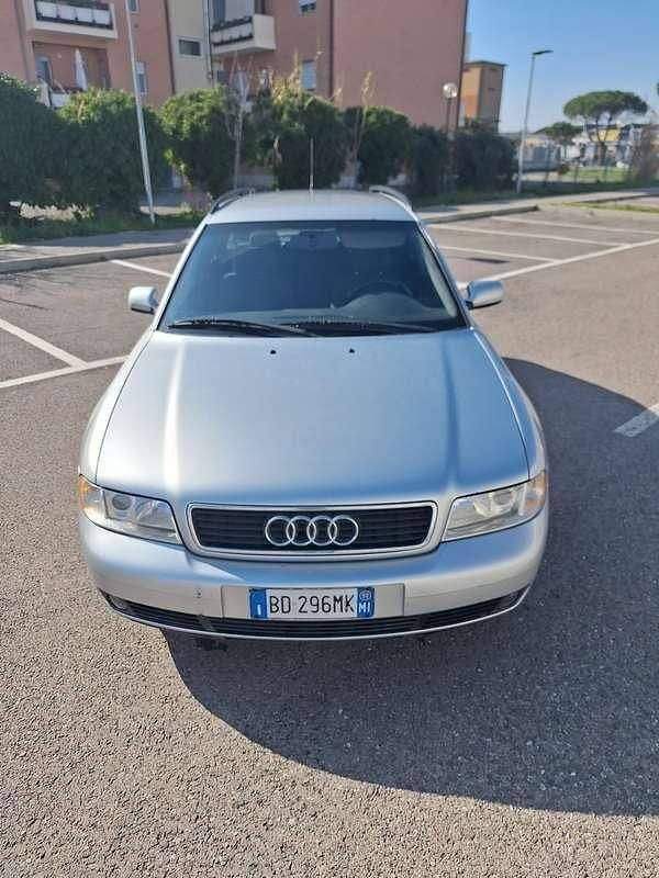 Usata Audi A4 Ambiente 110 CV (80 kW) 1999 Station wagon