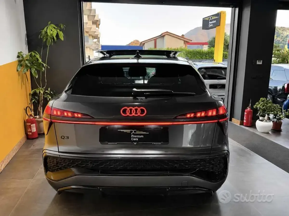 Nuova Audi Q3 Sportback S-Line 150 CV (110 kW) 2026 Grigio SUV
