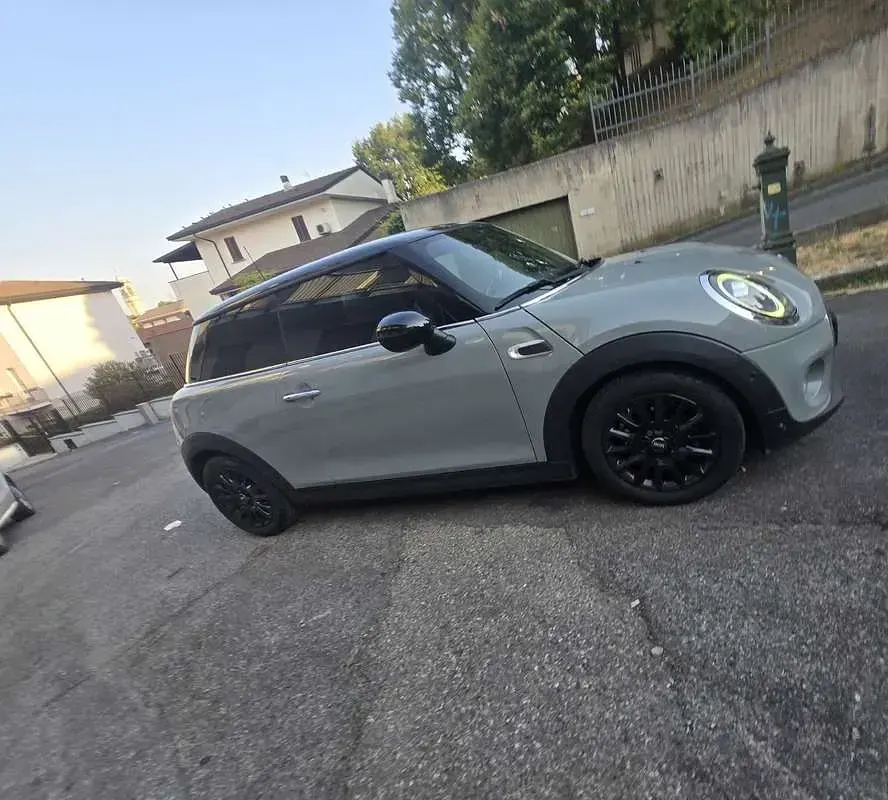 Usata Mini Cooper Hype 136 CV (100 kW) 2019 Utilitaria