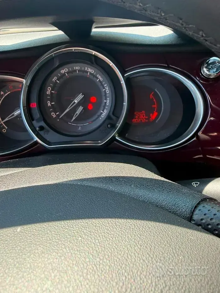 Usata DS Automobiles DS3 112 CV (82 kW) 2010