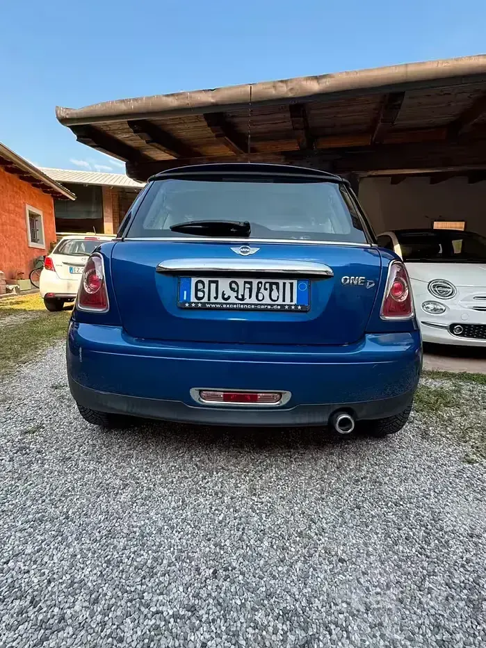 Usata Mini Cooper 90 CV (66 kW) 2012 Bluazzurro Utilitaria