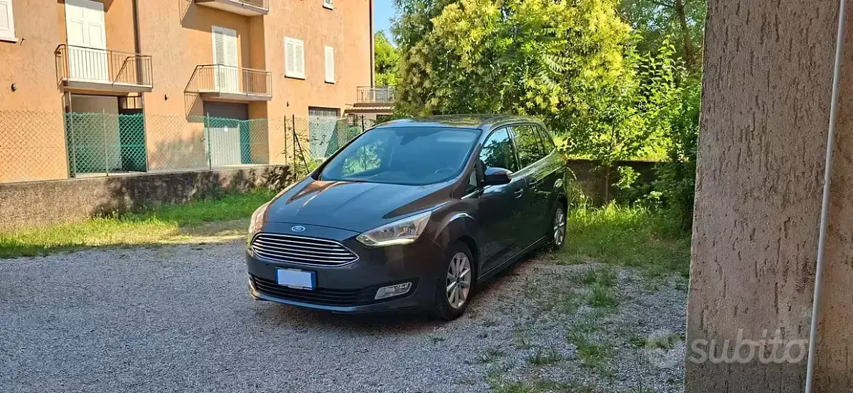 Usata Ford C-MAX Business Edition 120 CV (88 kW) 2017 Marrone Monovolume