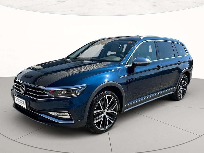 Usata VW Passat Alltrack 190 CV (139 kW) 2019 Blu Station wagon