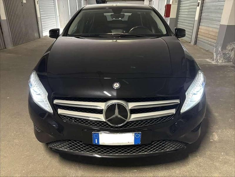 Usata Mercedes A180 109 CV (80 kW) 2014 Berlina