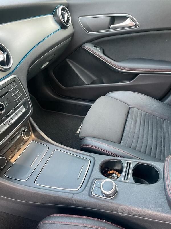 Nero Usata 2019 Mercedes CLA200 Coupé | 23.900 € (Buon prezzo) - Immagine 1/4