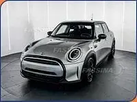 Usata Mini Cooper Essential 136 CV (100 kW) 2024 Nero/grigio Utilitaria
