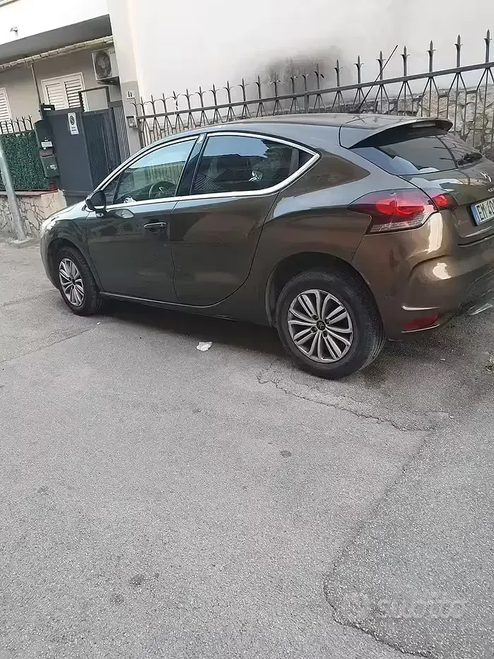 Usata Citroën DS4 2012 Marrone Utilitaria