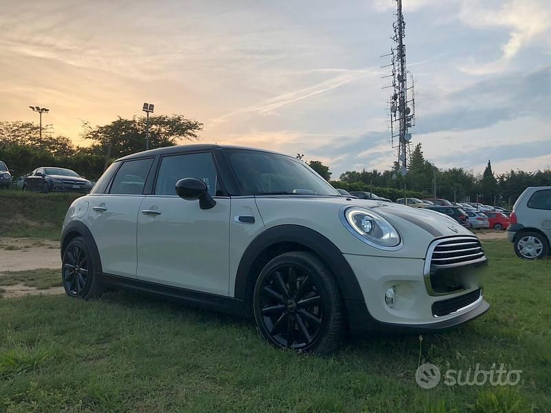 Usata Mini Cooper D 116 CV (85 kW) 2015 Bianco Utilitaria
