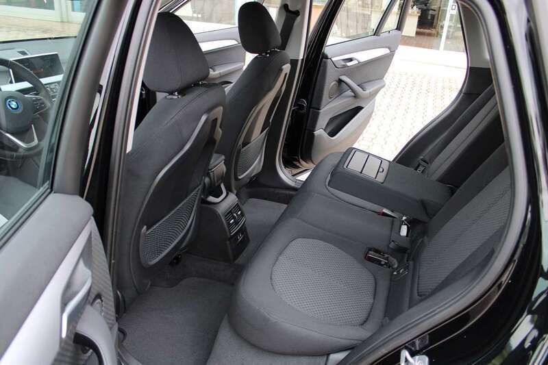 Usata BMW X1 Advantage 220 CV (161 kW) 2022 Nero SUV