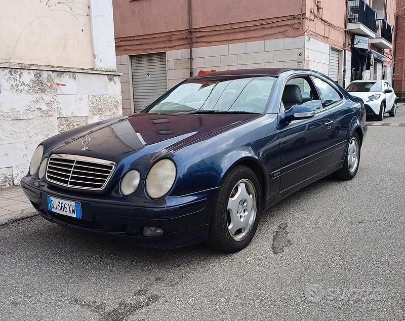 Usata Mercedes CLK200 192 CV (141 kW) 2000 Blu Coupé
