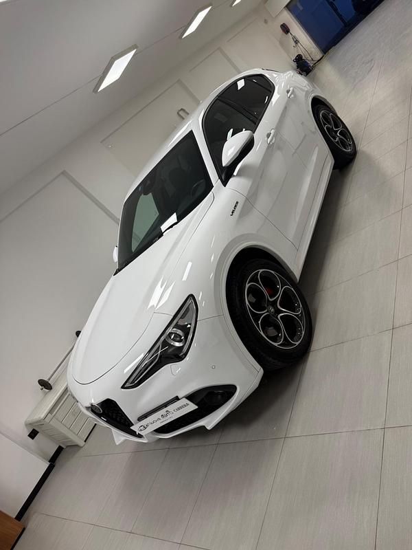 Usata Alfa Romeo Stelvio Veloce 210 CV (154 kW) 2022 Bianco SUV