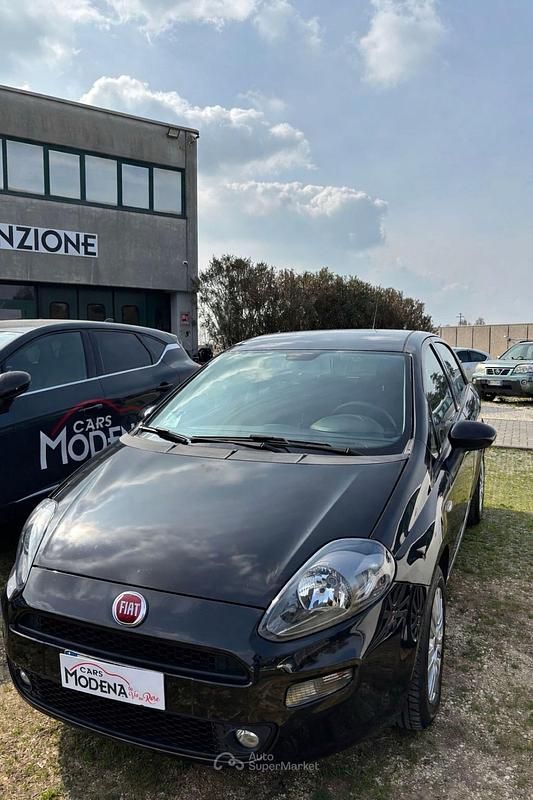 Usata Fiat Punto 75 CV (55 kW) 2013 Nero Utilitaria