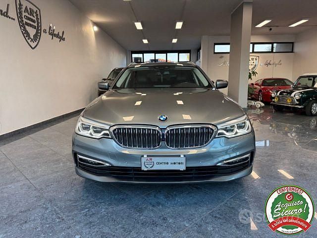 Usata BMW 520 Luxury Line 190 CV (139 kW) 2020 Grigio met. Station wagon