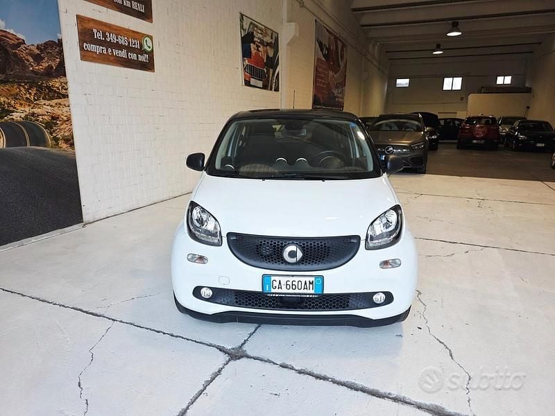 Usata Smart ForFour Brabus 71 CV (52 kW) 2019 Bianco Utilitaria