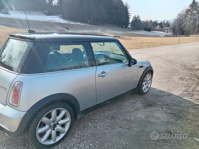Usata Mini Cooper Coupé 116 CV (85 kW) 2006 Grigio Coupé