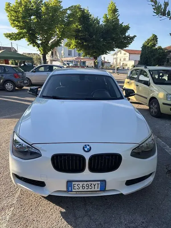Usata BMW 116 116 CV (85 kW) 2013 Bianco Utilitaria