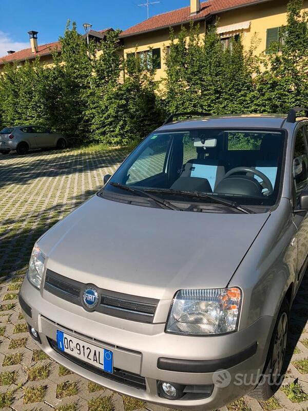 Usato 2006 Fiat Panda 1.2 Benzin (4.000 €)