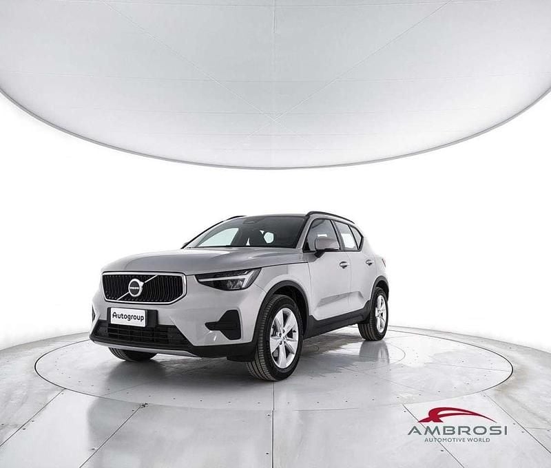 Silver dawn Usata 2024 Volvo XC40 SUV | 30.900 € (Ottimo prezzo) - Immagine 1/4