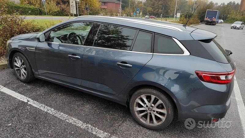 Usata Renault Mégane GrandTour 110 CV (80 kW) 2017 Blu Station wagon