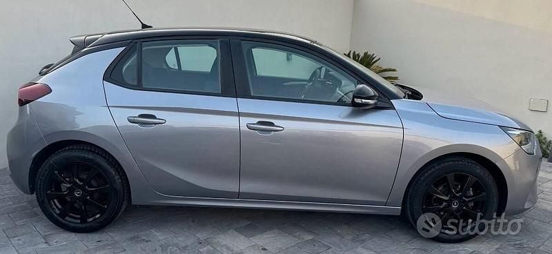 Usata Opel Corsa Elegance 75 CV (55 kW) 2021 Utilitaria