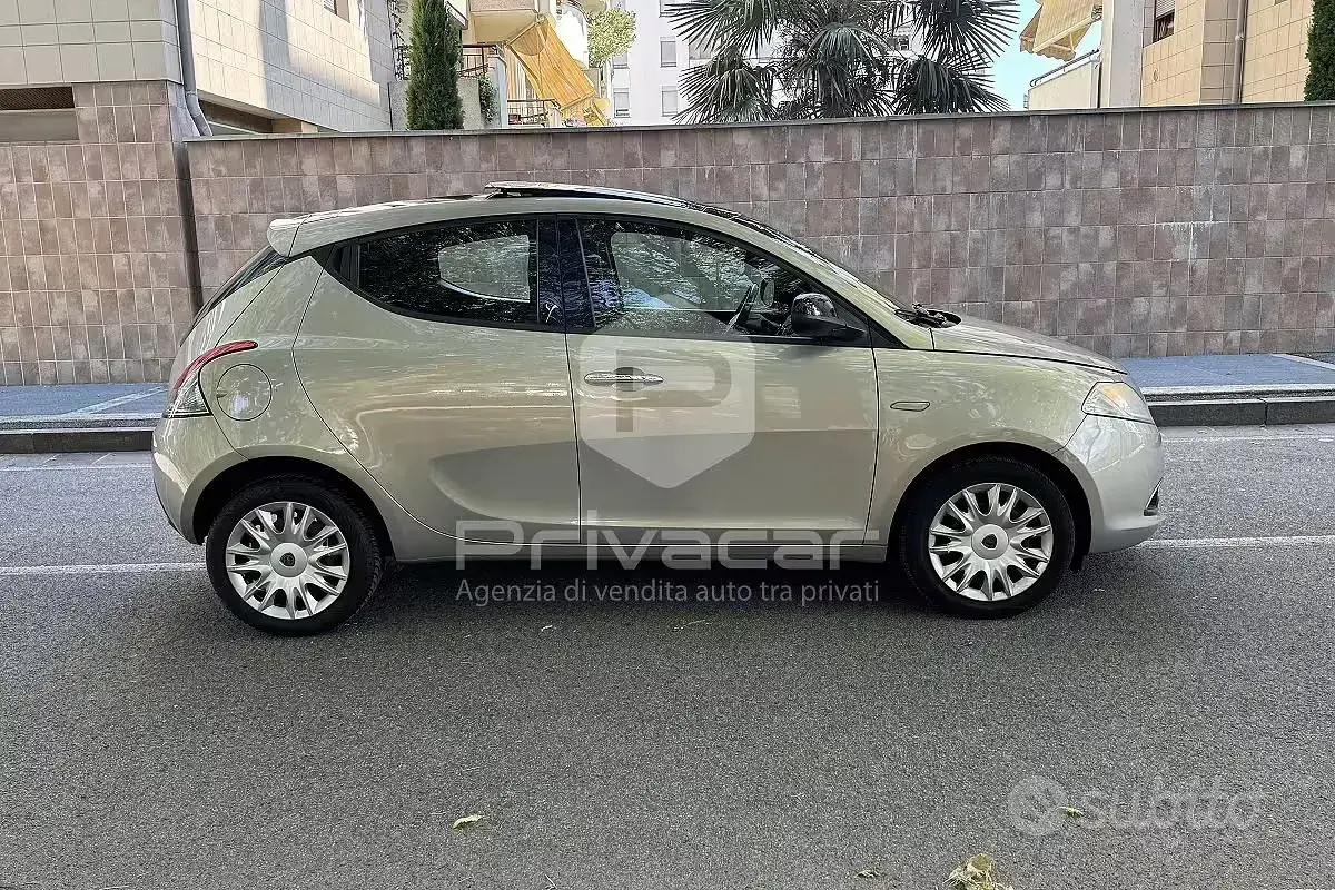 Usata Lancia Ypsilon S 69 CV (50 kW) 2012 Giallo Utilitaria