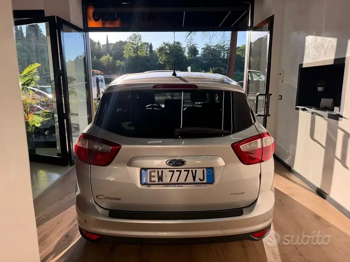 Usata Ford C-MAX Titanium 116 CV (85 kW) 2014 Grigio Monovolume