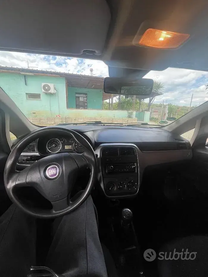 Usata Fiat Grande Punto 65 CV (47 kW) 2025 Utilitaria