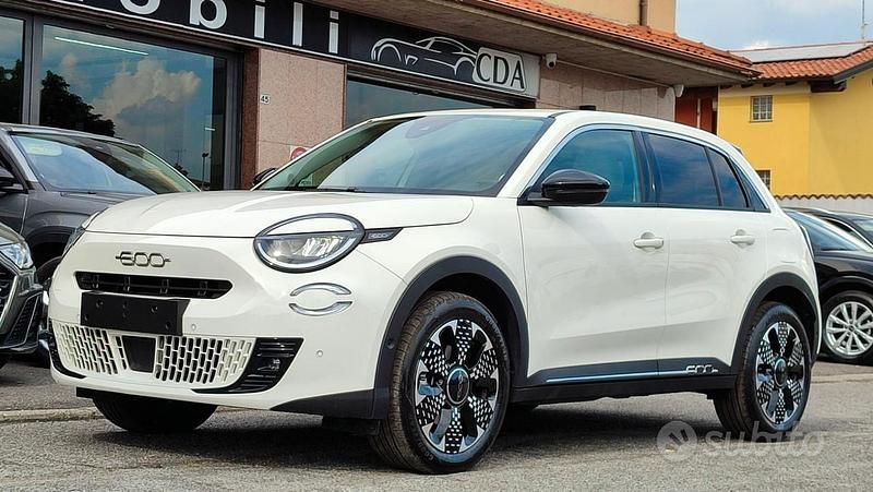 Bianco Usata 2024 Fiat Campagnola SUV | 1.000.000 € - Immagine 1/4