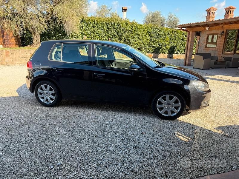 Usata VW Golf 110 CV (80 kW) 2010 Nero Berlina
