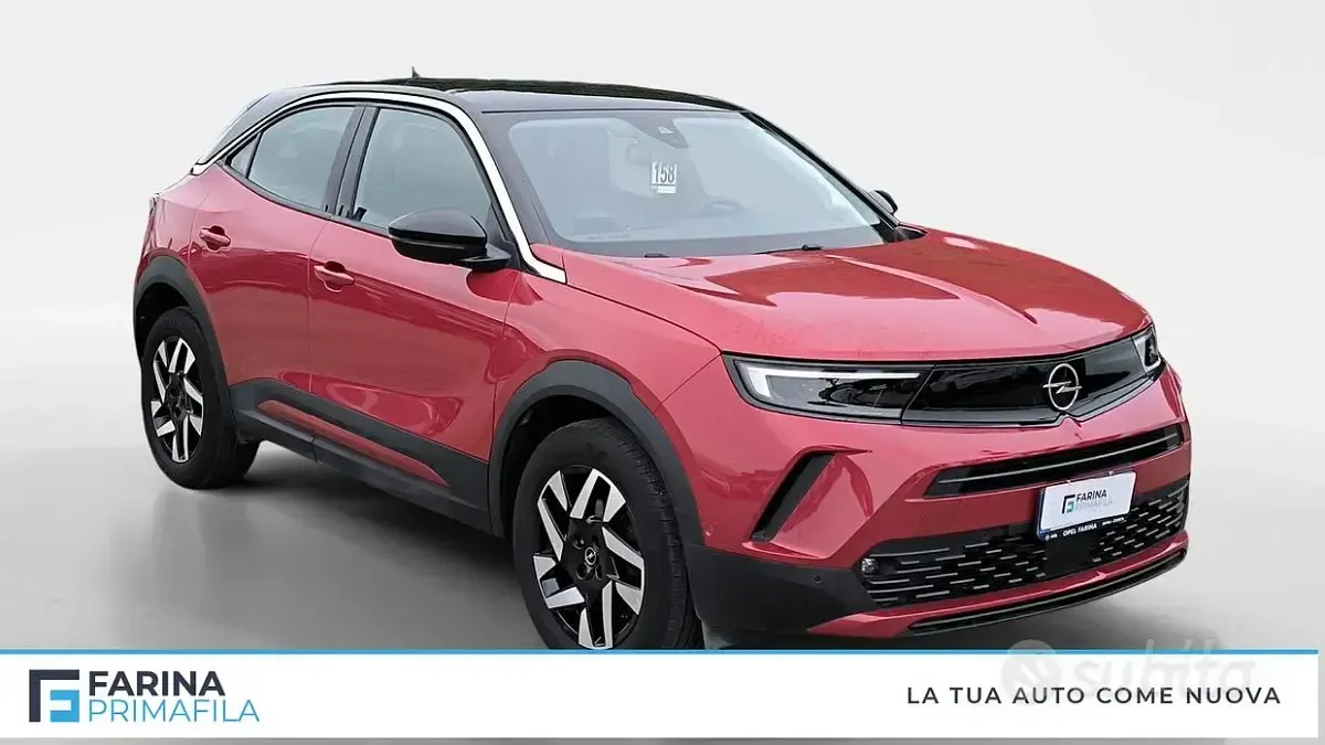 Usata Opel Mokka Elegance 101 CV (74 kW) 2023 Rosso/ tetto nero SUV