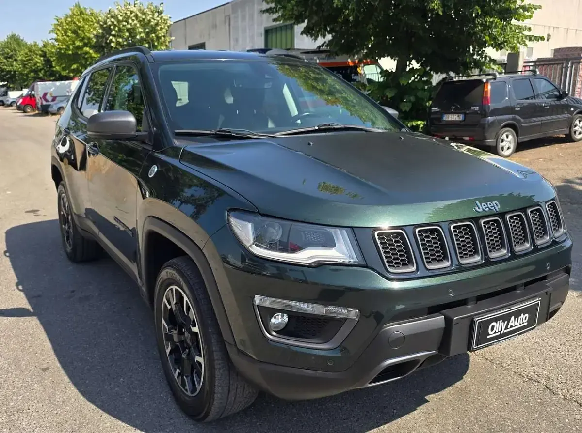 Usata Jeep Compass Trailhawk 179 CV (131 kW) 2020 Verde SUV