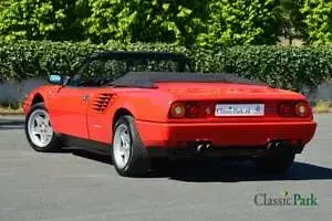 Usata Ferrari Mondial 271 CV (199 kW) 1987 Rosso Cabrio
