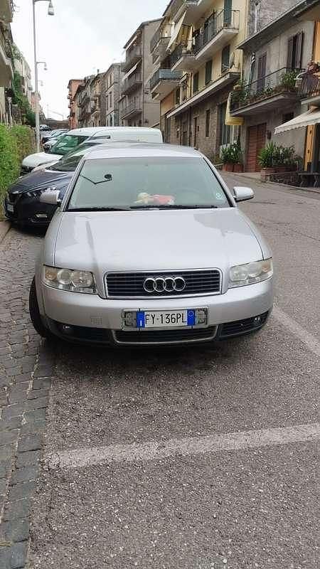 Usata 2001 Audi A3 Attraction Tre volumi | 1500 € (Super prezzo) - Immagine 1/4
