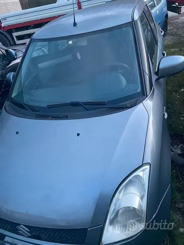 Usata Suzuki Swift 70 CV (51 kW) 2008 Utilitaria