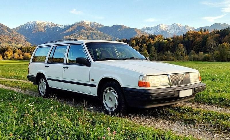 Usata Volvo Polar 111 CV (81 kW) 1993 Bianco Station wagon