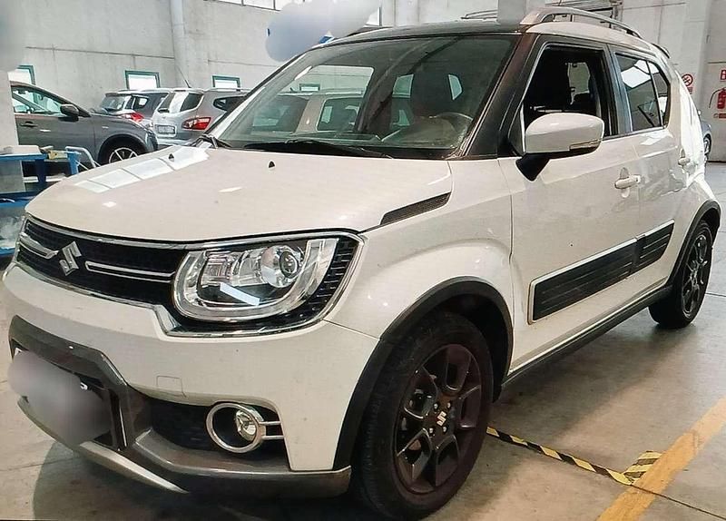 Usata Suzuki Ignis 90 CV (66 kW) 2019 Vernice pastello SUV