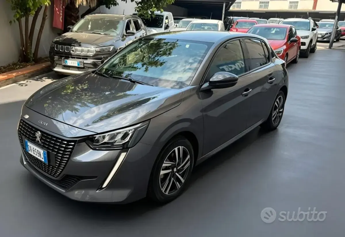Usata Peugeot 208 Active 102 CV (75 kW) 2023 Utilitaria