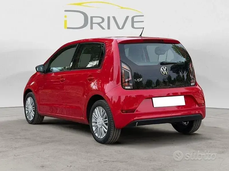 Usata VW up! 68 CV (50 kW) 2021 Rosso Utilitaria