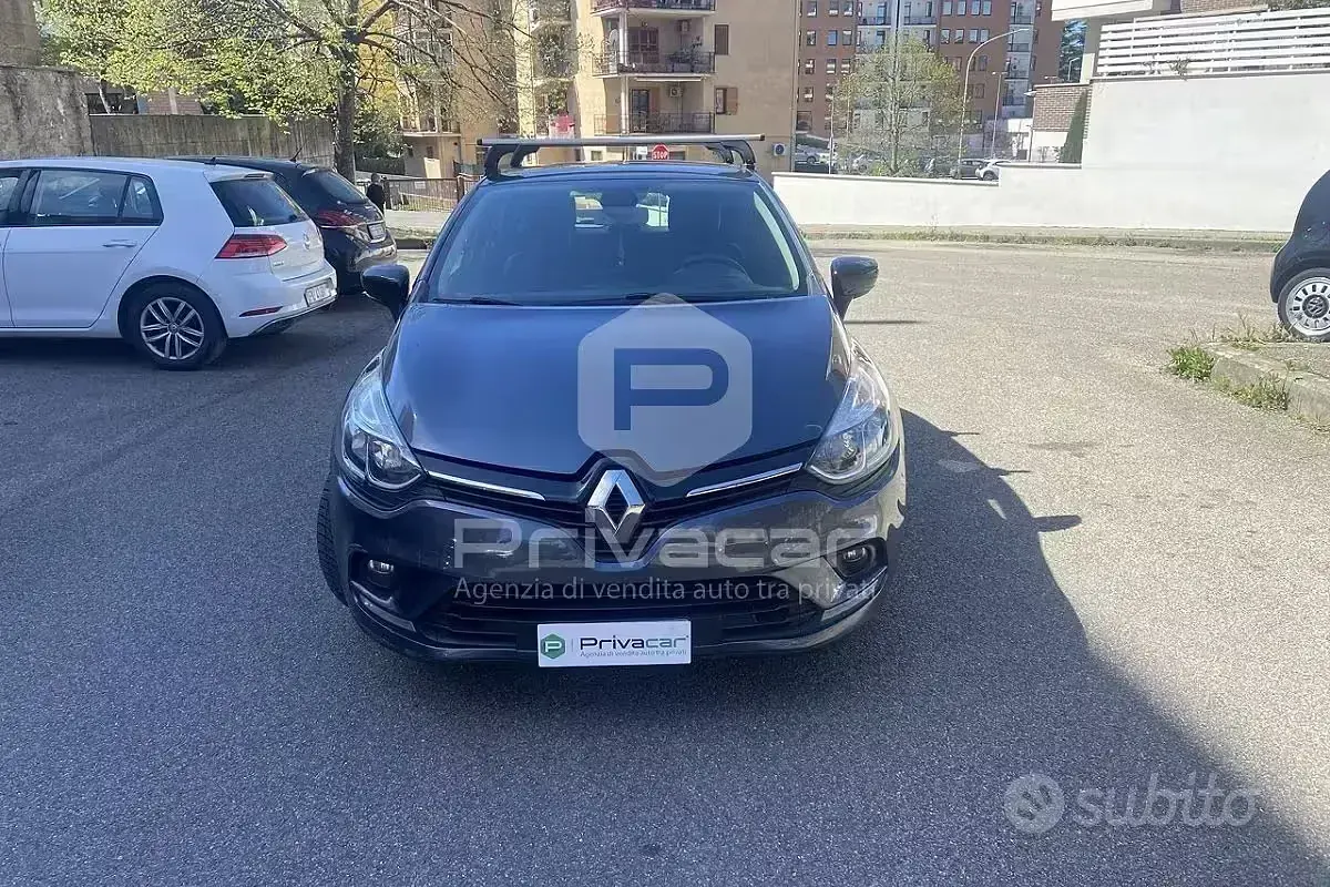 Usata Renault Clio 75 CV (55 kW) 2018 Grigio Utilitaria