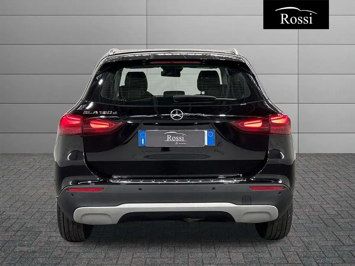 Usata Mercedes GLA180 Advanced 116 CV (85 kW) 2025 Nero notte SUV