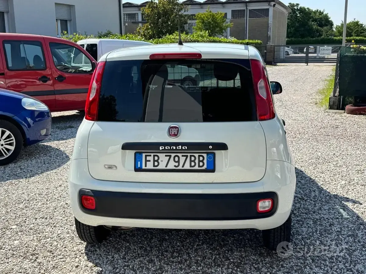 Usata Fiat Panda Pop 80 CV (58 kW) 2015 Bianco Utilitaria