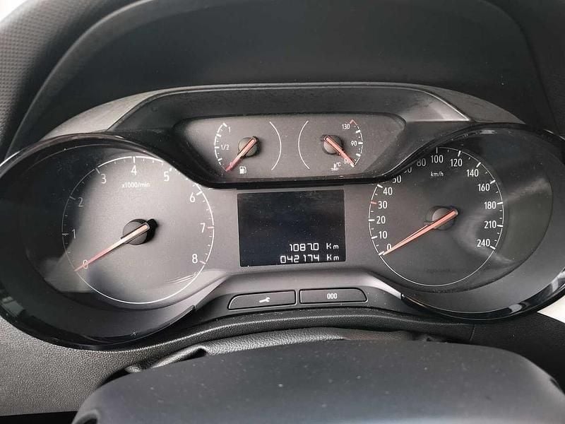 Usata Opel Crossland X Design & Tech 110 CV (80 kW) 2022 Argento SUV