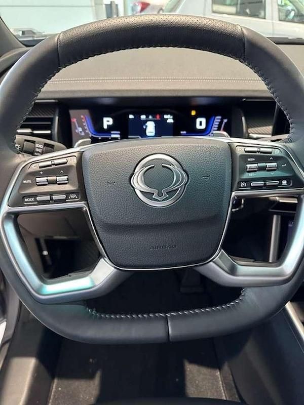 Nuova KGM Torres 163 CV (119 kW) 2025 Antracite SUV