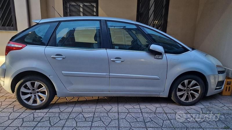 Usata Citroën C4 Picasso Elegance 120 CV (88 kW) 2010 Grigio Monovolume