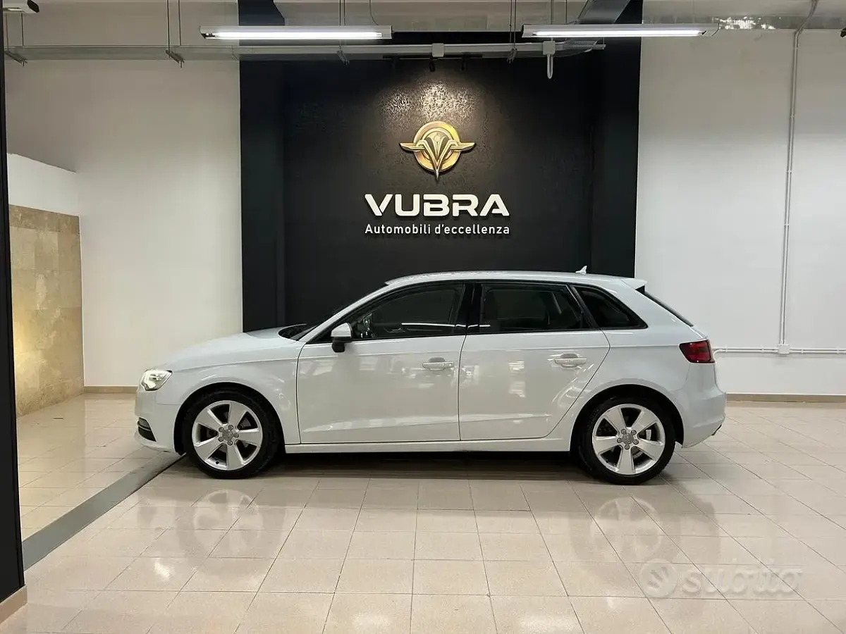 Usata Audi A3 Business 110 CV (80 kW) 2016 Bianco Berlina