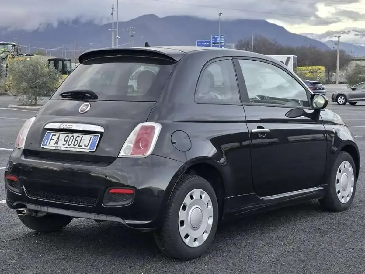 Usata Fiat 500 Pop 69 CV (50 kW) 2015 Nero Utilitaria