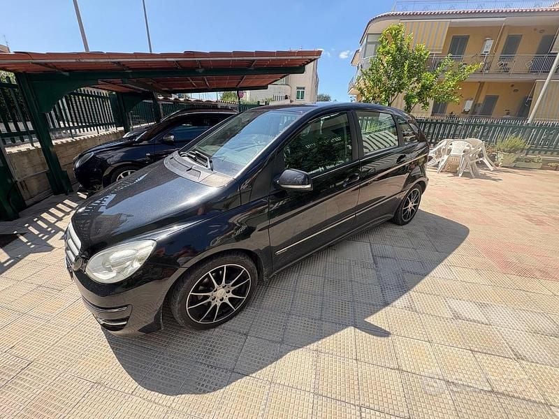 Usata Mercedes B200 2010 Monovolume