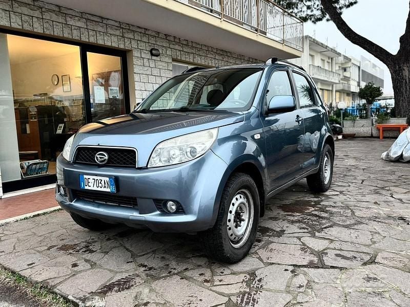 Usata Daihatsu Terios 86 CV (63 kW) 2007 Blu SUV