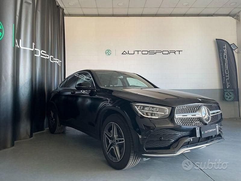 Usata Mercedes GLC300 Premium Plus 245 CV (180 kW) 2023 Nero Coupé